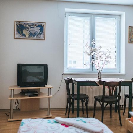 Klub U Namornika Dvůr Králové nad Labem Екстериор снимка
